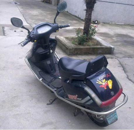 自用速派奇踏板电车回家急转,可办牌照驾驶证