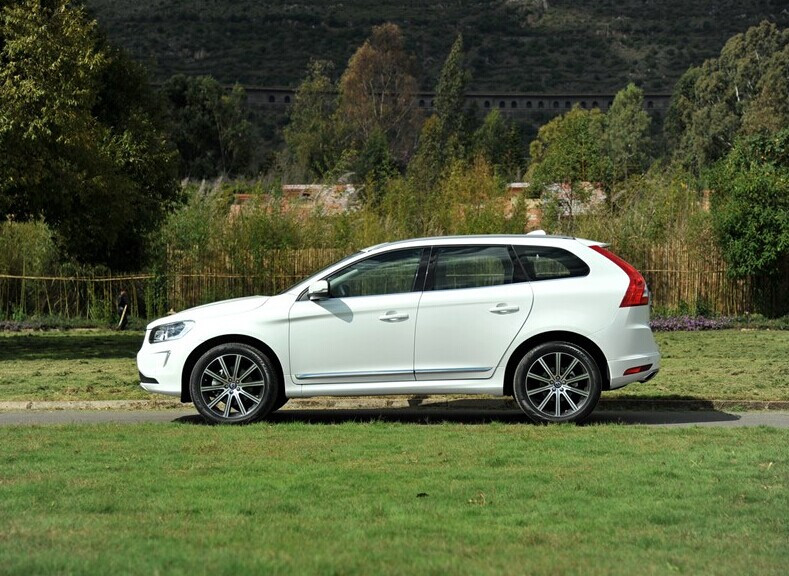 沃尔沃XC60 2015款 2.5T T6 AWD 智越版,沃尔沃XC60 国产 相关高清图片