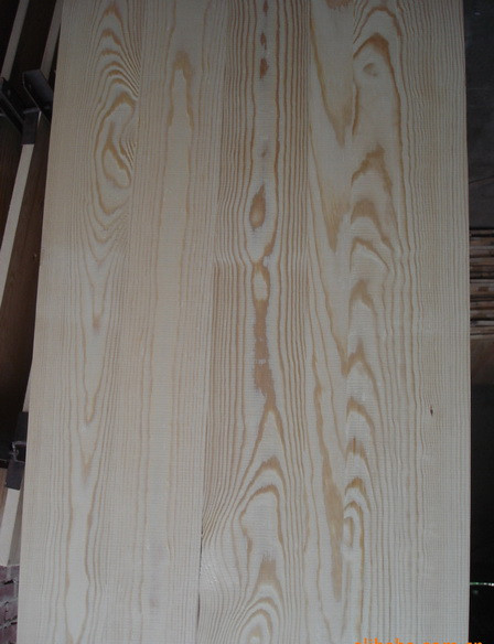 马六甲好吗?要是定制实木家具要用什么材料呢