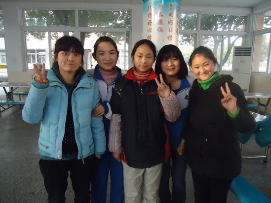 兰中致愿社团牵手聋人学校,感受健康的珍贵|